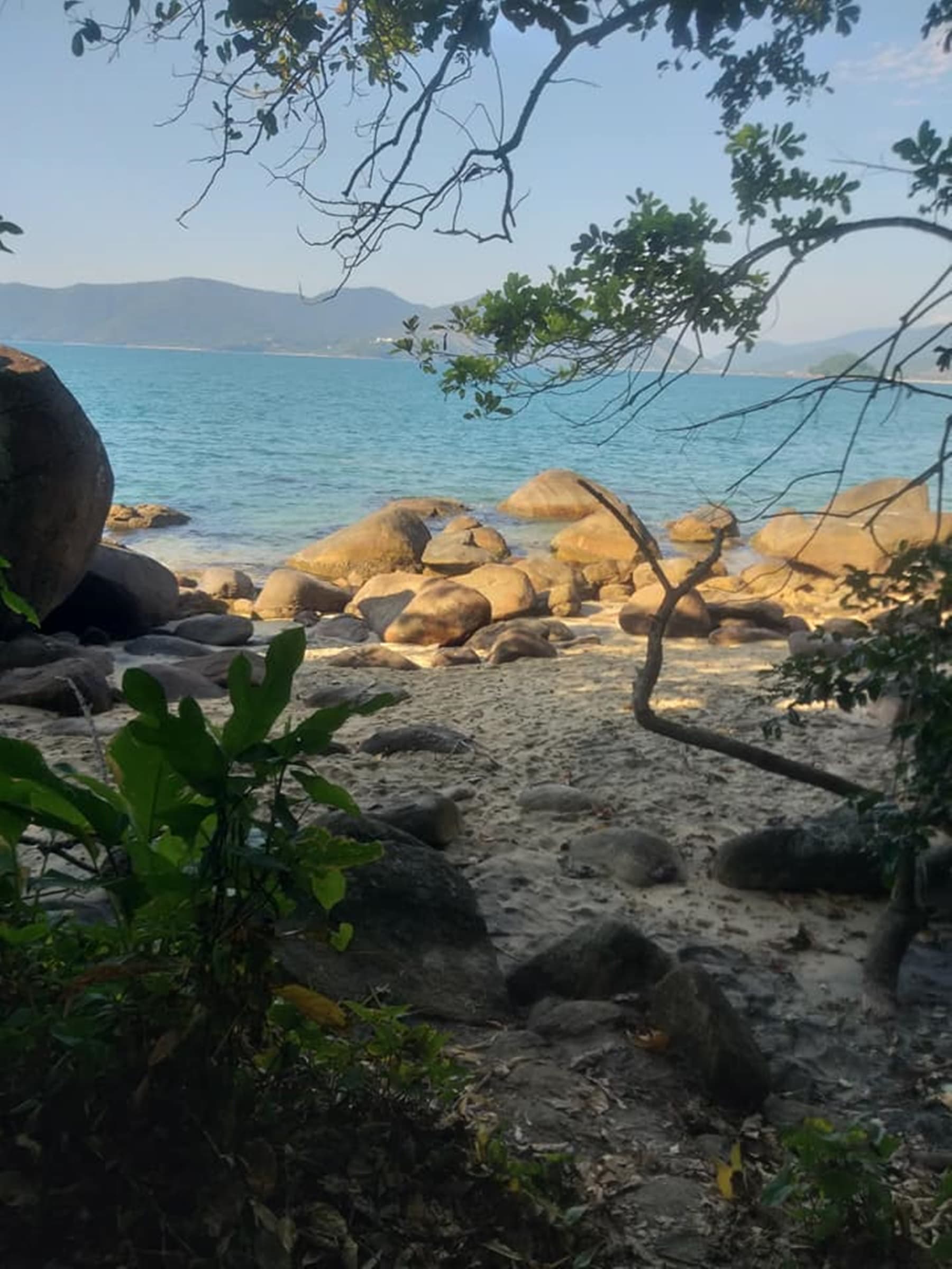Praias do Oeste e Peres